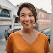 Chị Trần Hồng Nhung - Quận 7