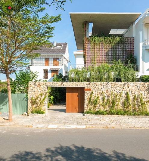 FREEDOM HOUSE - THẢ MÌNH GIỮA KHOẢNG TRỜI CỦA BÓNG NẮNG VÀ CÂY XANH