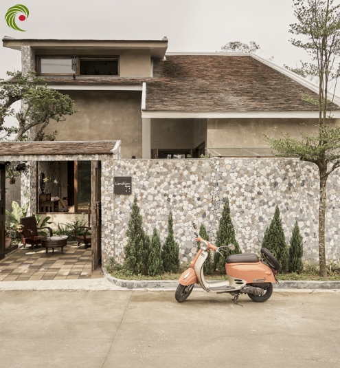 NGÔI NHÀ LỢP NGÓI CỔ ĐẬM CHẤT HUẾ