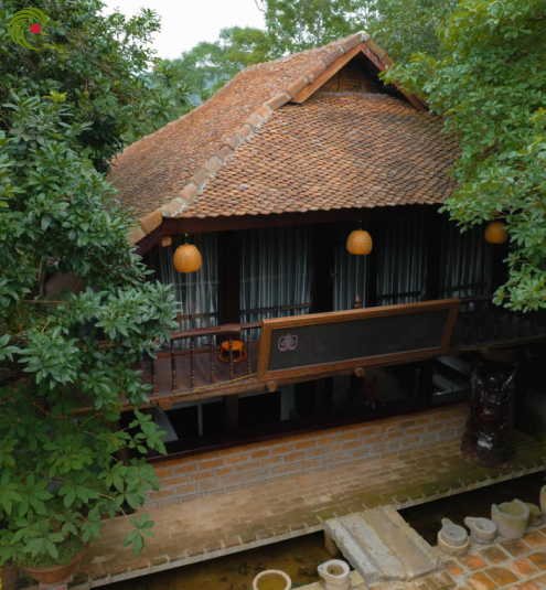 NHÀ VƯỜN 10.000 M2 LÀM TỪ VẬT LIỆU BỎ ĐI