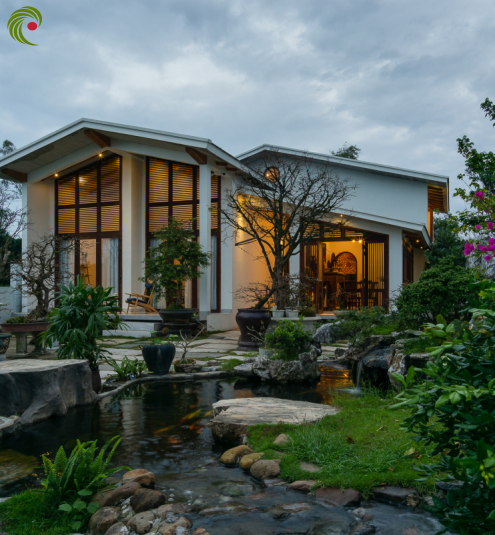 NHÀ BỐN MẶT MỞ RA VƯỜN