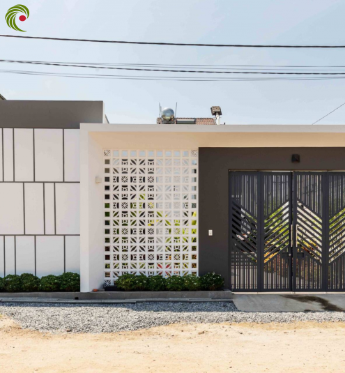 NGÔI NHÀ CÓ 1 MẶT GIÁP QUỐC LỘ 1A, MẶT CÒN LẠI GIÁP ĐƯỜNG NỘI BỘ
